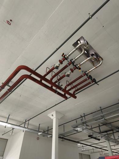 Distribution manifold